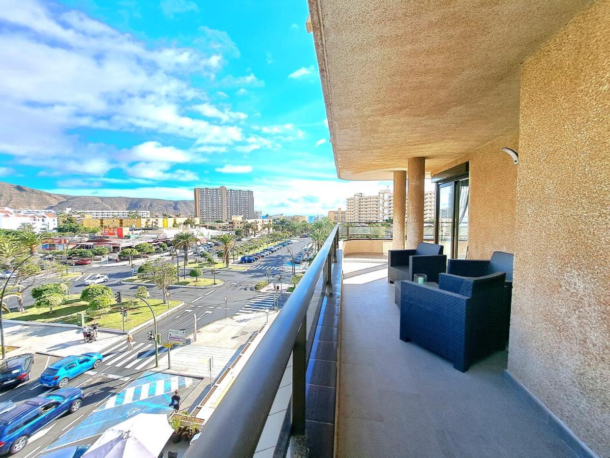 Newly Reformed 2 Bedroom Apartment In The Center Of Los Cristianos Los Cristianos  Exterior foto