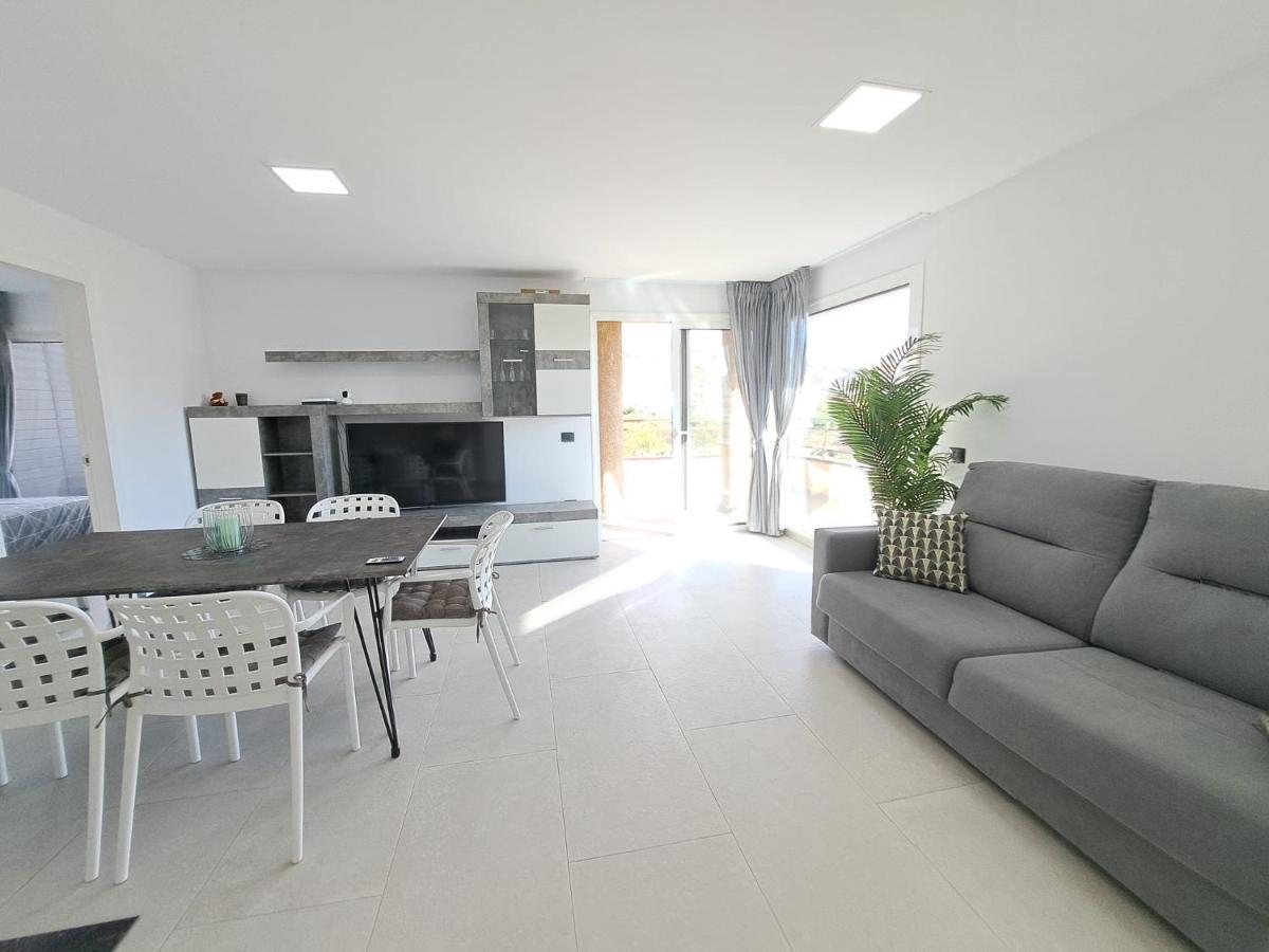 Newly Reformed 2 Bedroom Apartment In The Center Of Los Cristianos Los Cristianos  Exterior foto